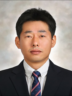 황 준 식 사진